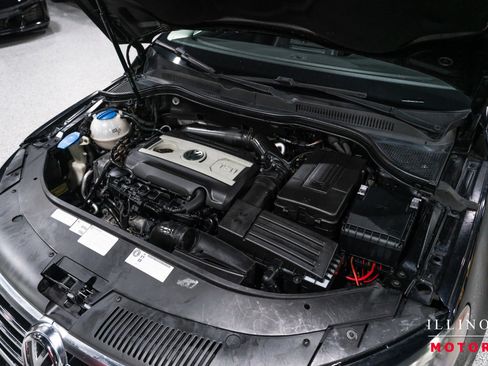 Used 2013 Volkswagen CC Lux FWD image 34