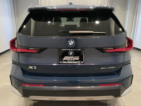 Used 2026 BMW X1 xDrive28i w/ Convenience Package AWD/4WD image 5