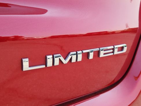 Used 2025 Jeep Compass Limited AWD/4WD image 6