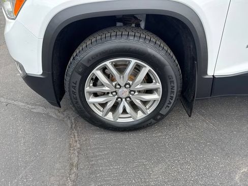 Used 2018 GMC Acadia SLE AWD/4WD image 25