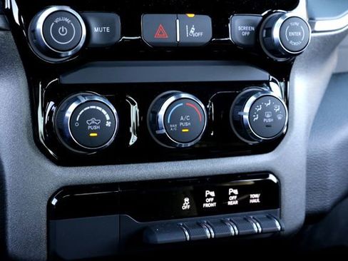 New 2026 RAM 1500 Express image 18