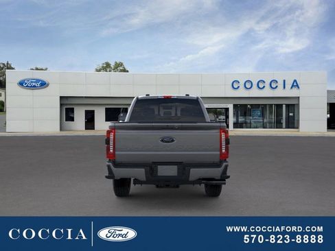 New 2026 Ford F250 Lariat w/ Black Appearance Package image 5