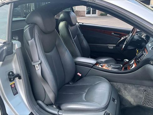 Used 2004 Mercedes-Benz SL 600 image 8