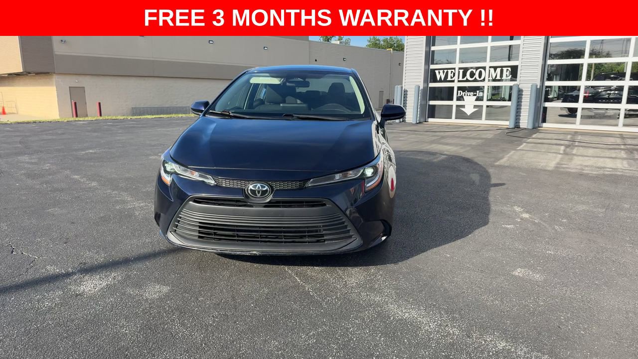 Used 2023 Toyota Corolla LE FWD image 3