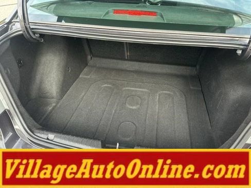 Used 2014 Chevrolet Cruze LT FWD image 28