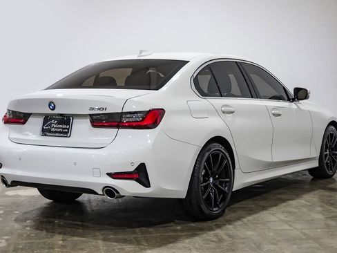 Used 2020 BMW 330i Sedan w/ Convenience Package RWD image 10