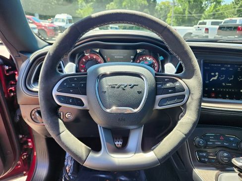 Used 2022 Dodge Challenger SRT Hellcat RWD image 24