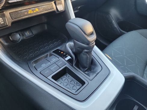 Used 2023 Toyota RAV4 XLE image 22