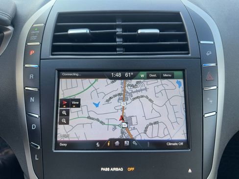 Used 2015 Lincoln MKZ Hybrid w/ Equipment Group 202A Reserve image 26