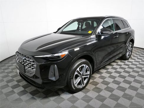 New 2026 Audi Q5 Premium AWD/4WD image 32
