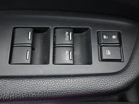 Used 2019 Honda Pilot Elite image 14