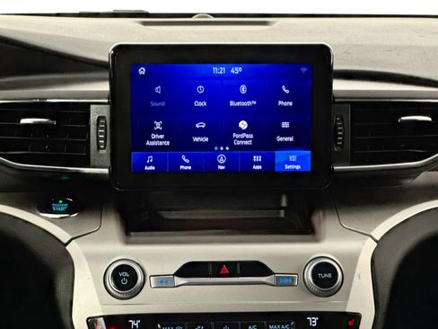 Used 2021 Ford Explorer XLT w/ Equipment Group 202A image 23