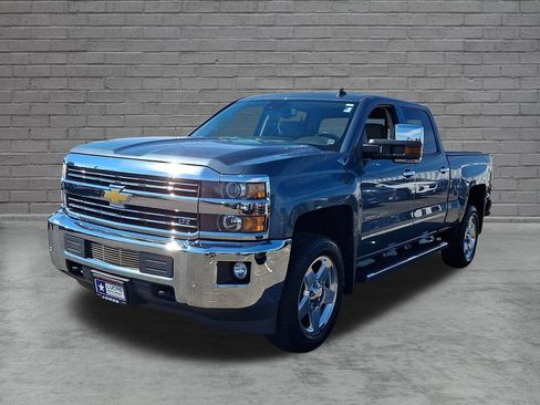 Used 2015 Chevrolet Silverado 2500 LTZ w/ Duramax Plus Package AWD/4WD image 5