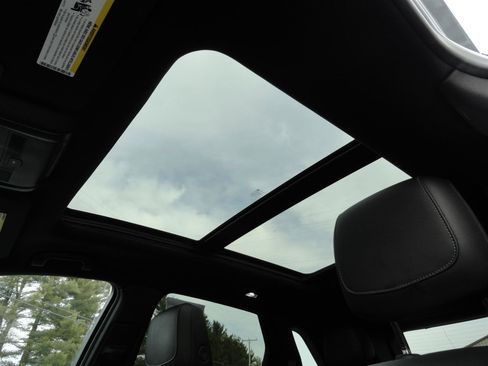 Used 2024 Cadillac XT5 Premium Luxury image 18