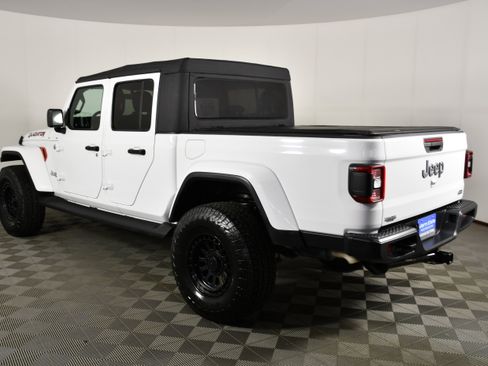 Used 2021 Jeep Gladiator Overland AWD/4WD image 8
