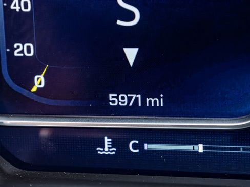 Used 2025 Chevrolet Silverado 2500 LTZ w/ LTZ Plus Package AWD/4WD image 22