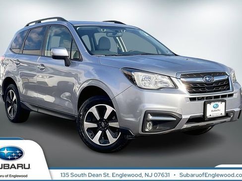 Used 2017 Subaru Forester 2.5i Premium image 1
