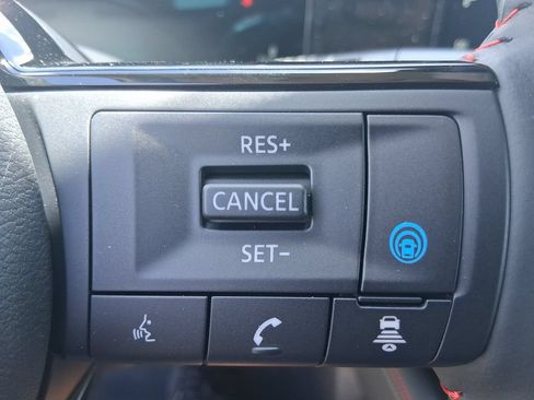 New 2026 Nissan Kicks SR FWD image 33