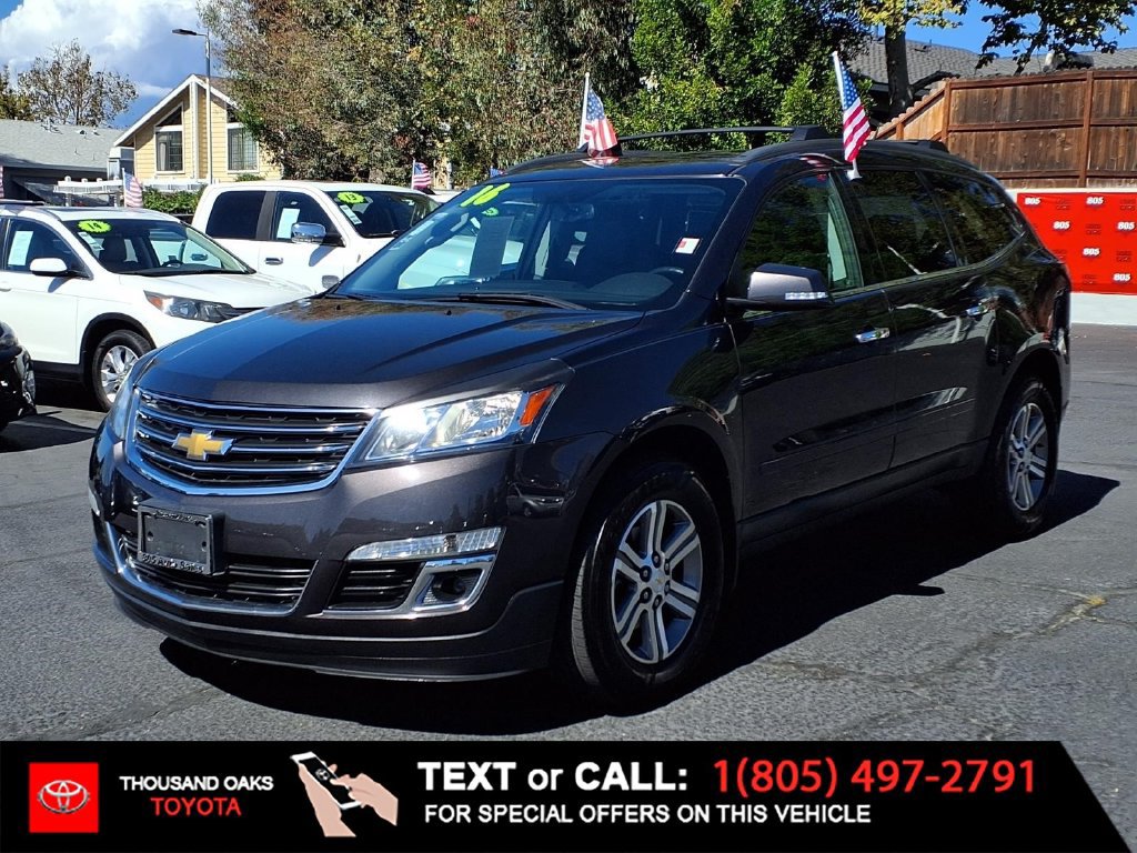Used 2016 Chevrolet Traverse LT FWD image 1
