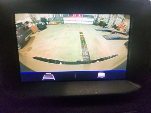 Certified 2021 Chevrolet Silverado 2500 Custom w/ Custom Value Package image 18