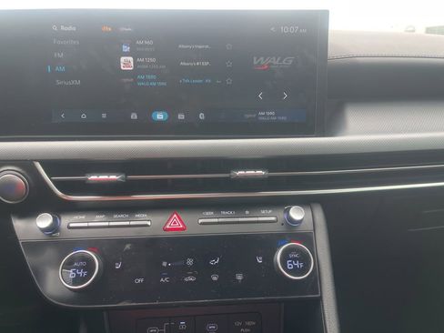 Used 2025 Hyundai Sonata SEL FWD image 16