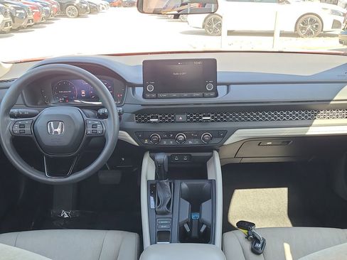 Used 2023 Honda Accord EX image 18