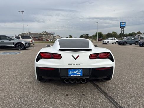 Used 2019 Chevrolet Corvette Stingray Coupe w/ 1LT image 5