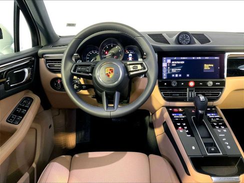 New 2026 Porsche Macan AWD/4WD image 13