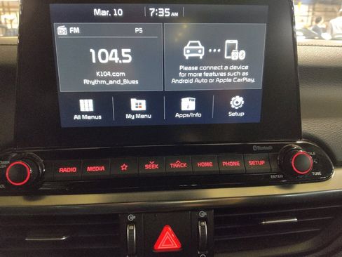 Used 2021 Kia Forte GT-Line image 25