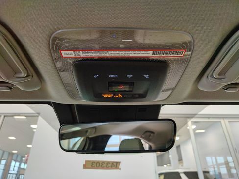 New 2026 Toyota Prius XLE image 30