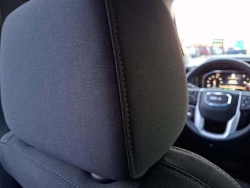 Certified 2025 GMC Sierra 1500 Elevation image 13