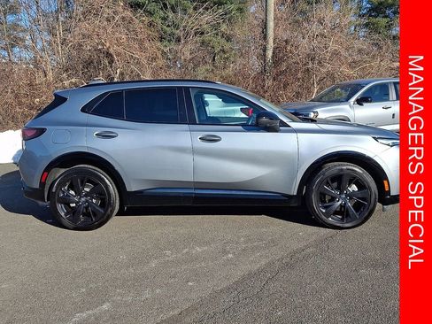Used 2025 Buick Envision Sport Touring AWD/4WD image 8