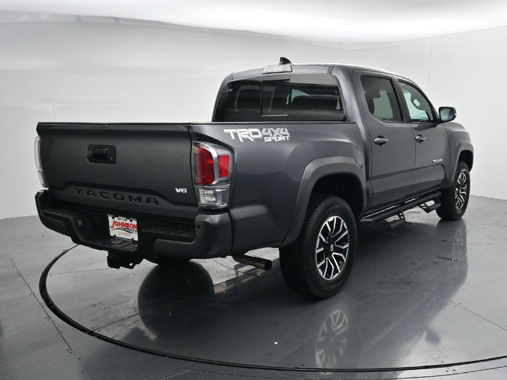 Used 2022 Toyota Tacoma TRD Sport w/ Technology Package AWD/4WD image 7