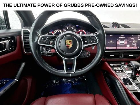 Used 2022 Porsche Cayenne S AWD/4WD image 7