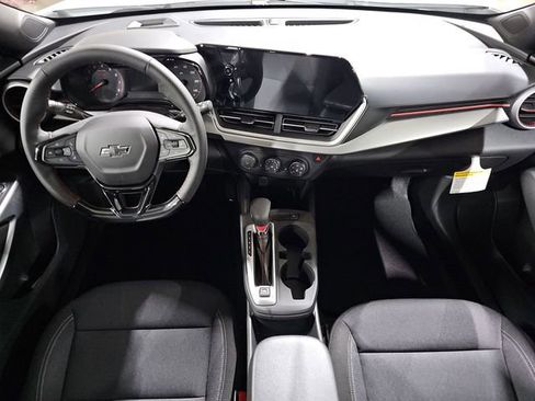 New 2026 Chevrolet Trax RS w/ Sunroof Package image 19