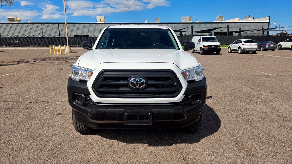 Used 2023 Toyota Tacoma SR RWD image 3