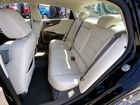 Used 2024 Chevrolet Malibu LT FWD image 19