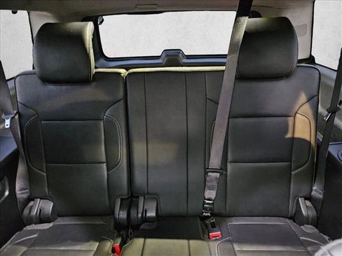 Used 2019 GMC Yukon XL Denali w/ Denali Ultimate Package image 19