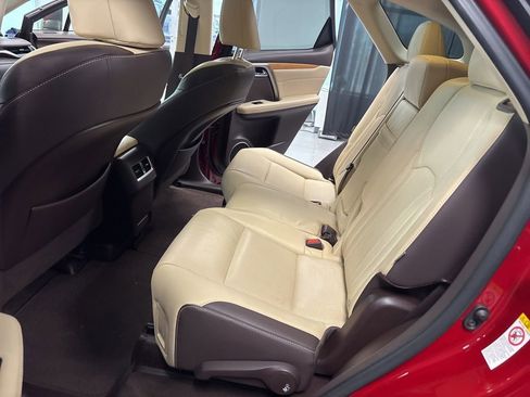 Used 2019 Lexus RX 350L FWD image 27