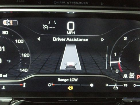 Used 2024 GMC Sierra 2500 SLE w/ SLE Convenience Package image 40