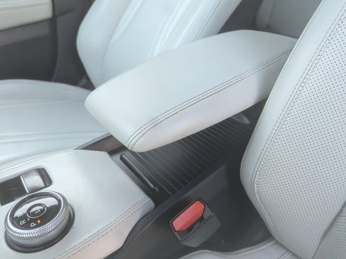 Used 2022 Ford Mustang Mach-E Premium w/ Ice White Appearance Package image 28