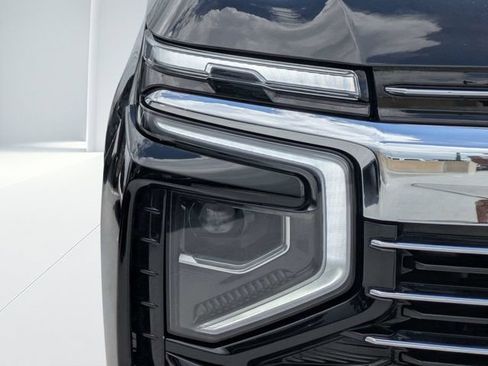 Used 2025 Chevrolet Tahoe LT AWD/4WD image 9