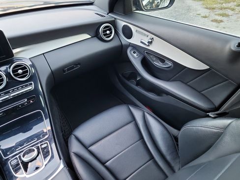 Used 2018 Mercedes-Benz C 300 Sedan image 13