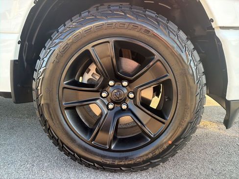 Used 2021 RAM 1500 Big Horn image 11