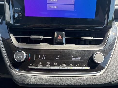 Used 2025 Toyota Corolla LE FWD image 15