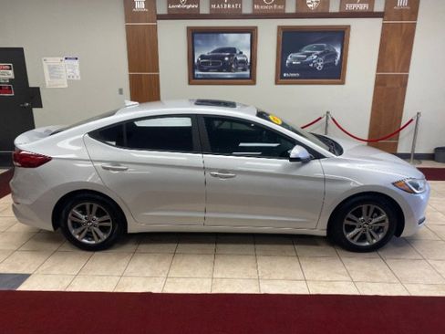 Used 2017 Hyundai Elantra Value Edition FWD image 2
