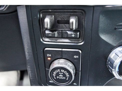 Used 2025 Ford F150 Platinum w/ FX4 Off-Road Package AWD/4WD image 28