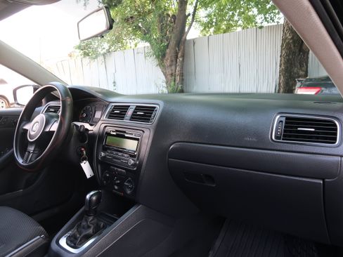 Used 2012 Volkswagen Jetta S FWD image 22