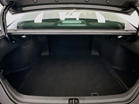 Used 2025 Toyota Camry LE image 30