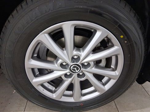 Used 2023 MAZDA CX-5 AWD 2.5 S w/ Select Package image 11